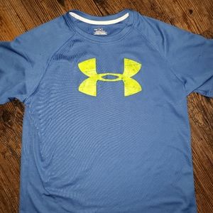 Youth large Under Armour heat gear shirt
